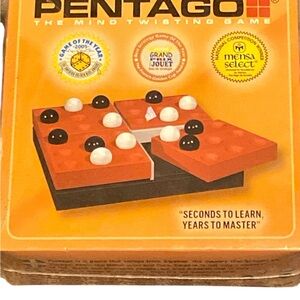 Mind Twisting Game - Red and Black